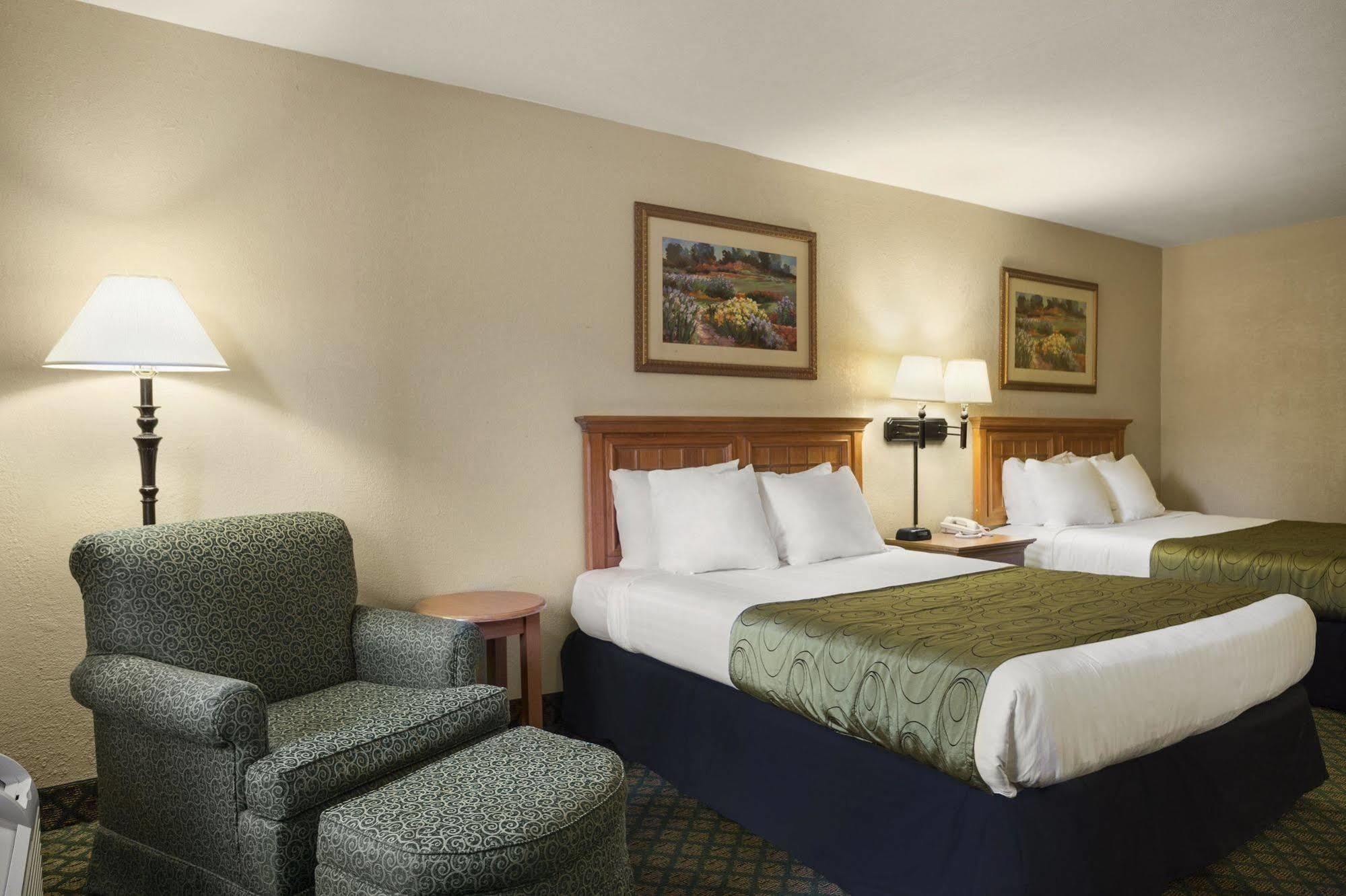Days Inn & Suites By Wyndham Stuttgart Dış mekan fotoğraf